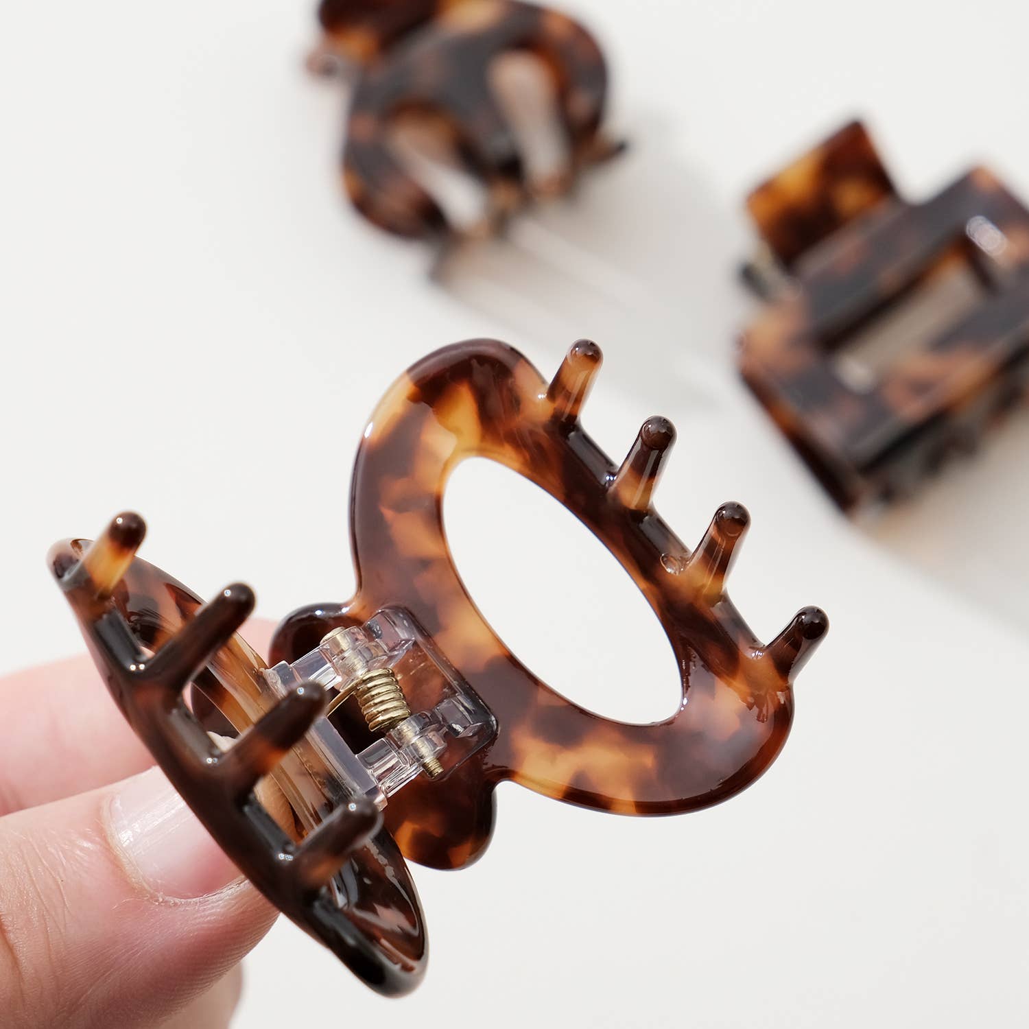 Deep Tortoise Mini | Assorted Mini Claw Clips - Proper