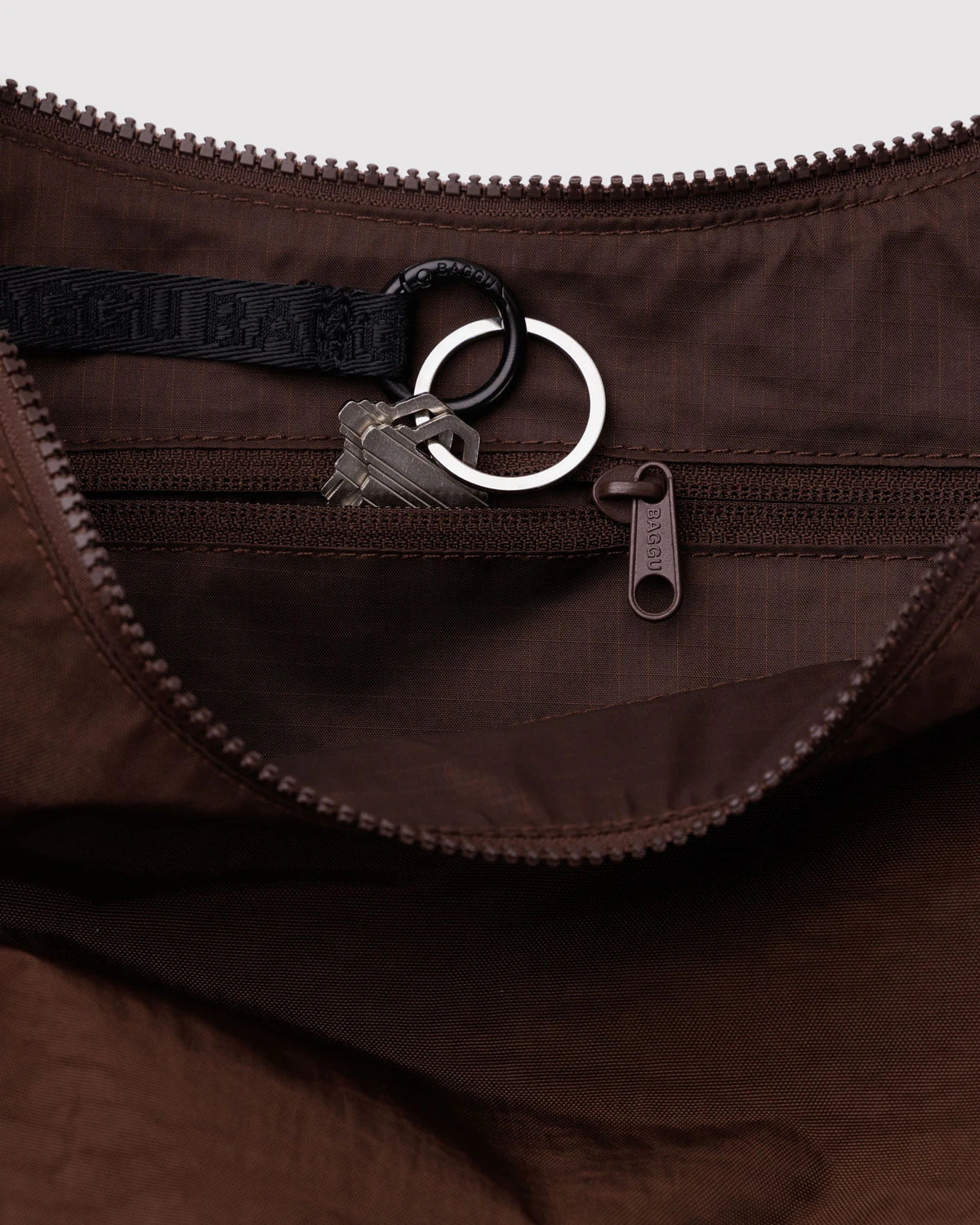 Baggu Medium Nylon Crescent Bag - Coffee - Proper