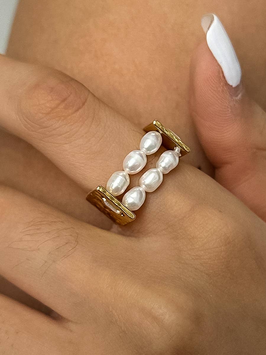 Romane Pearl Ring