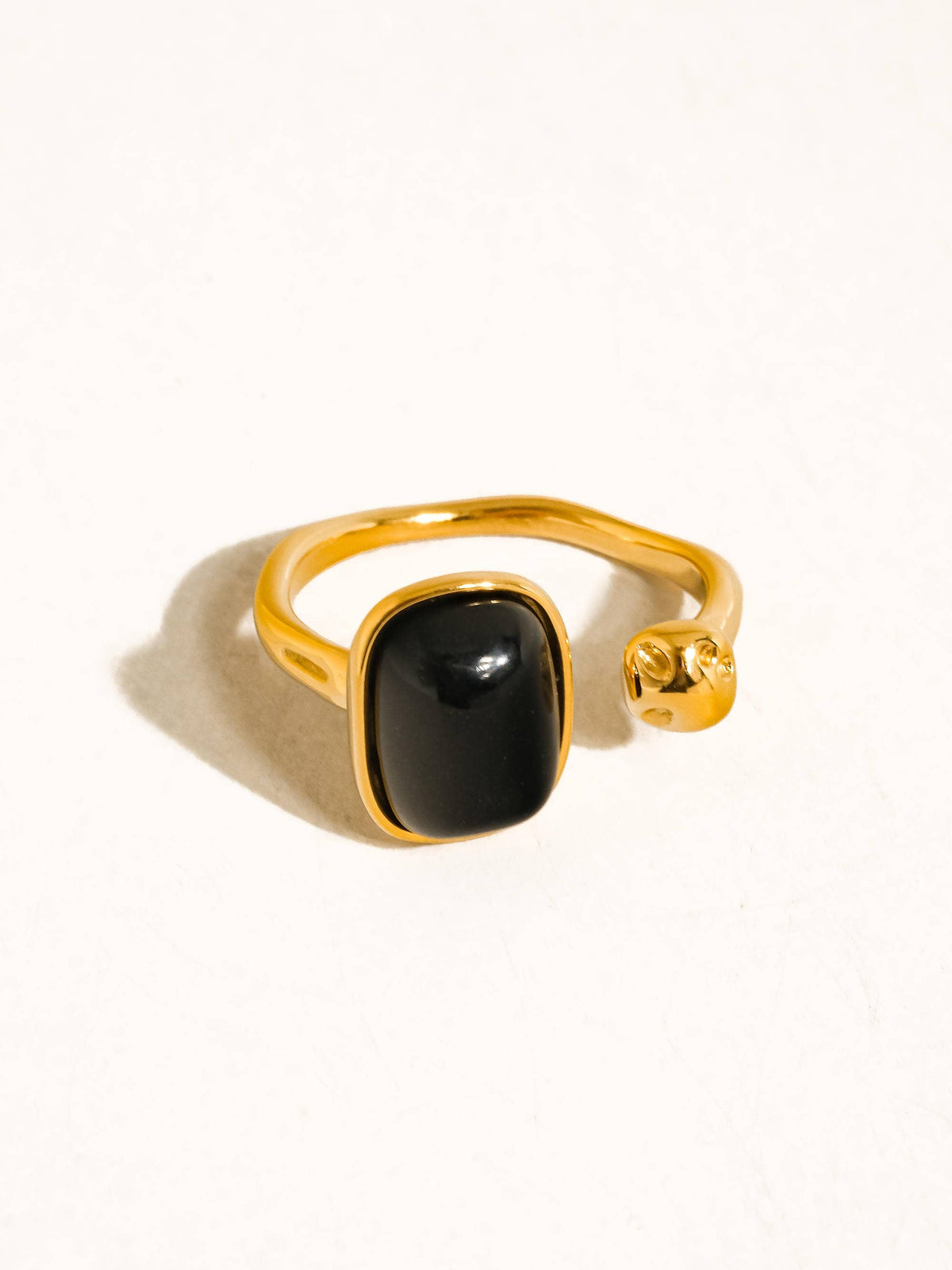 Estrella Black Stone Ring