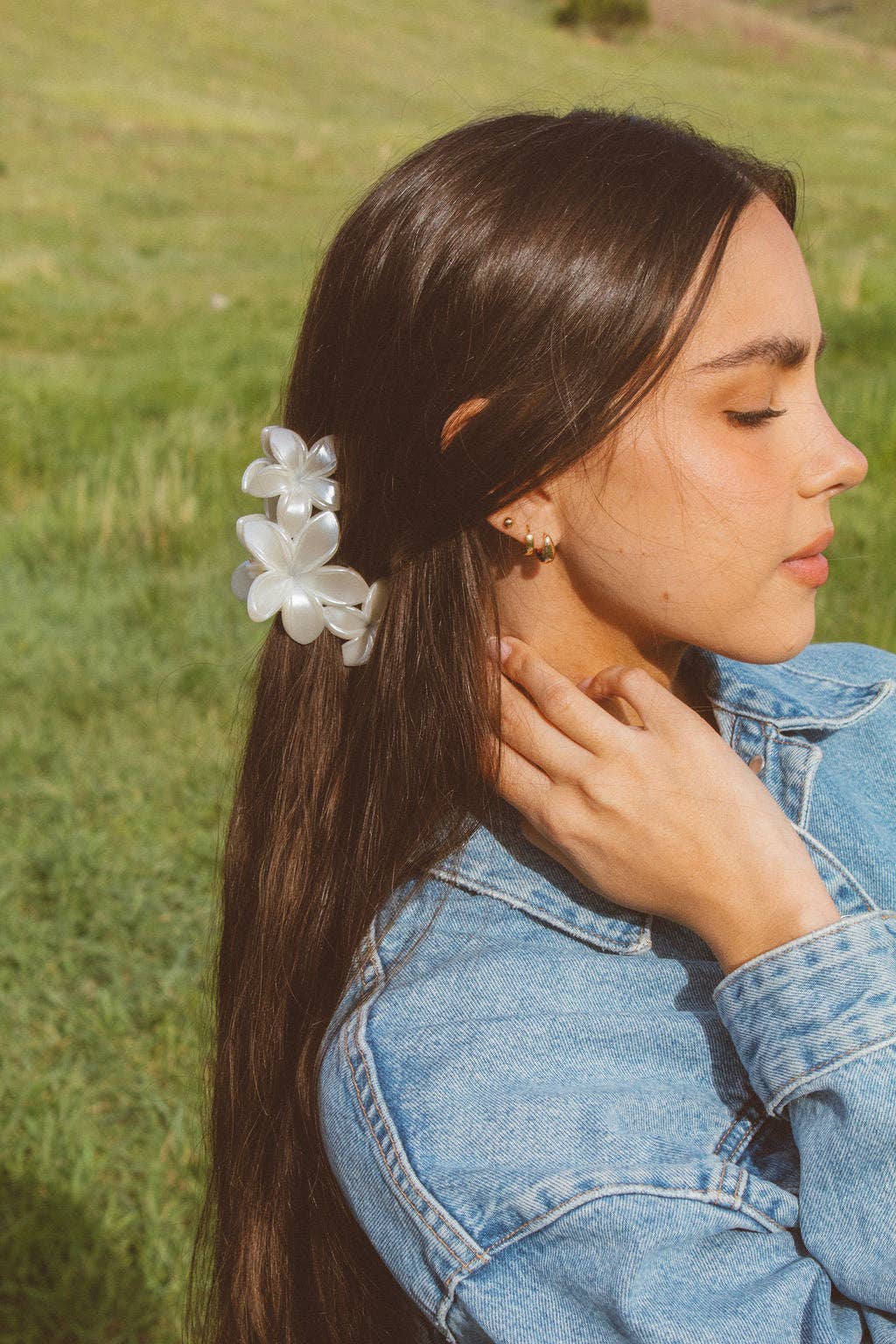 Pearlescent Flower Trio Claw Clip - Proper