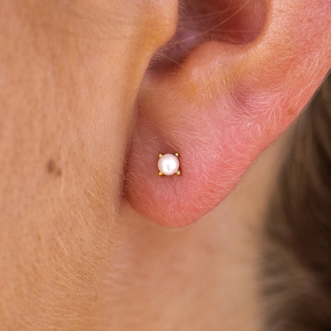 Pearl Diver Studs - Proper