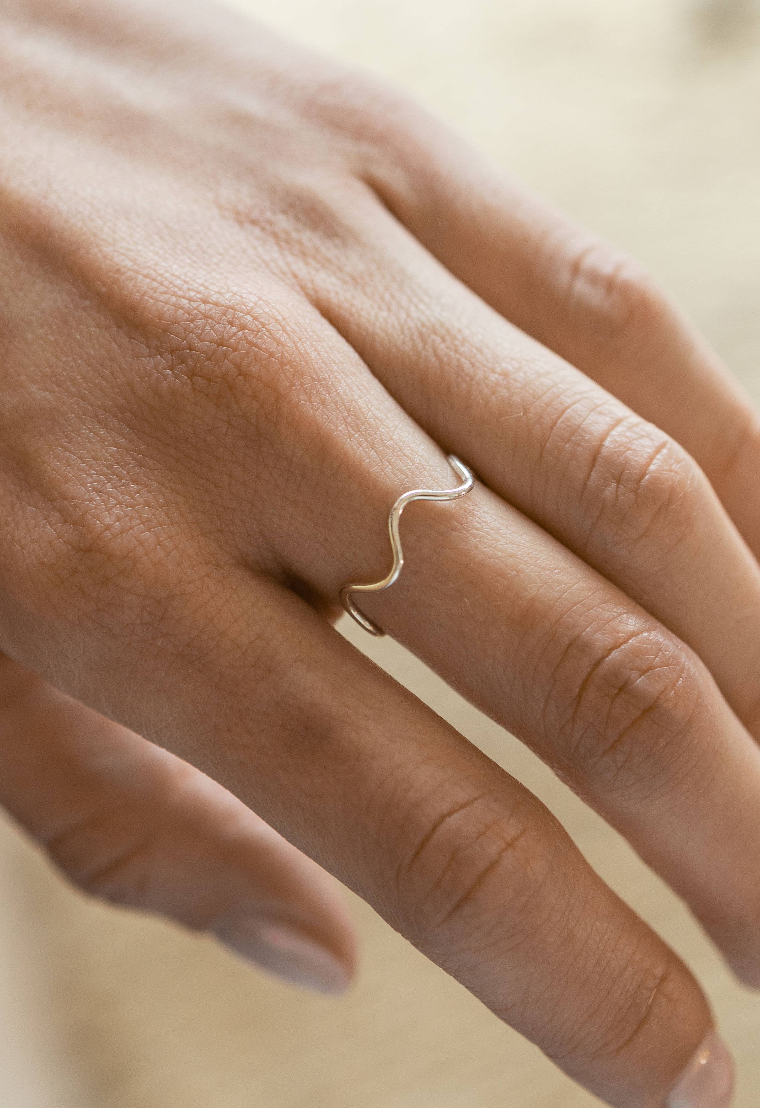 Wiggle Ring - Proper