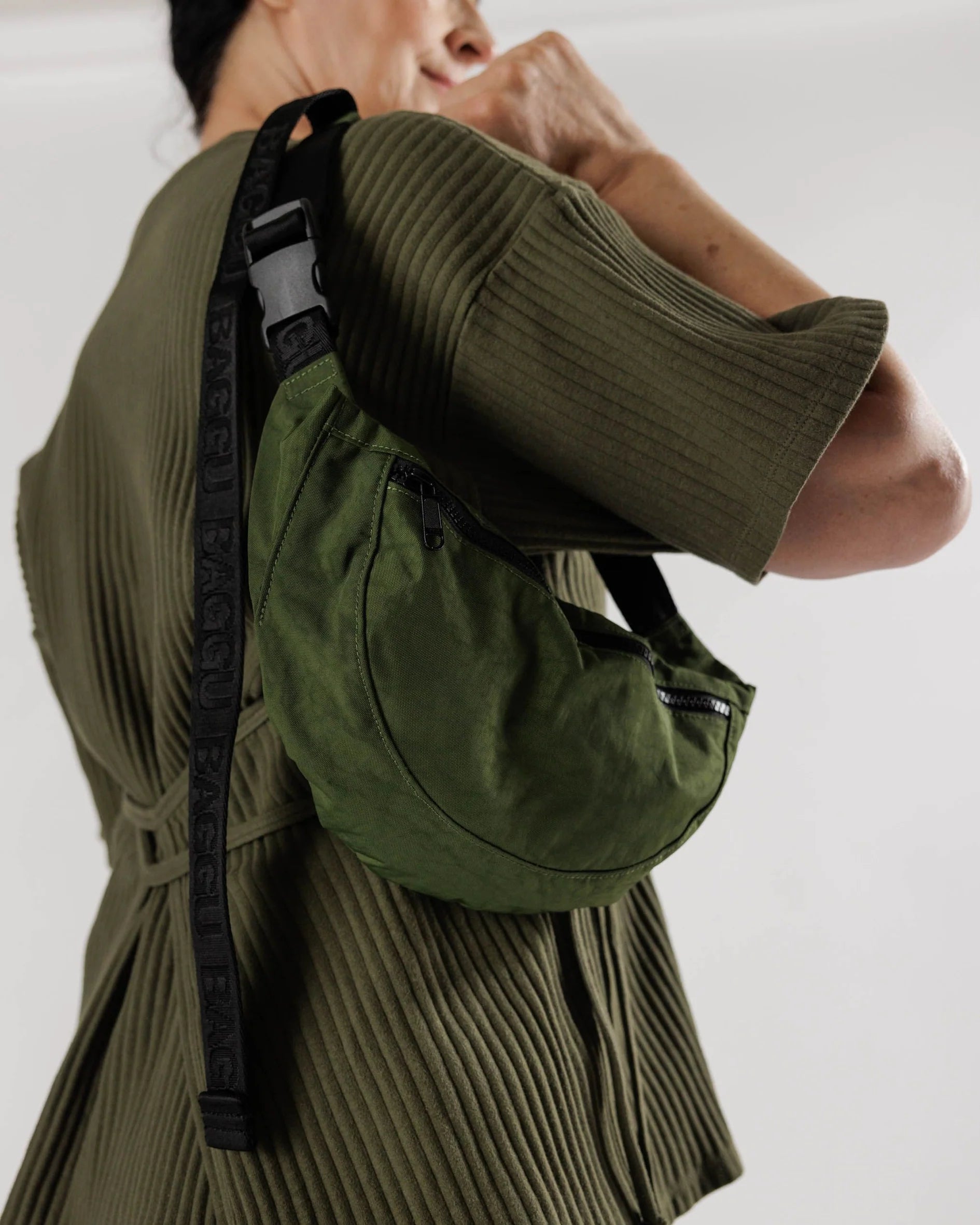 Baggu Crescent Fanny Pack - Bay Laurel - Proper