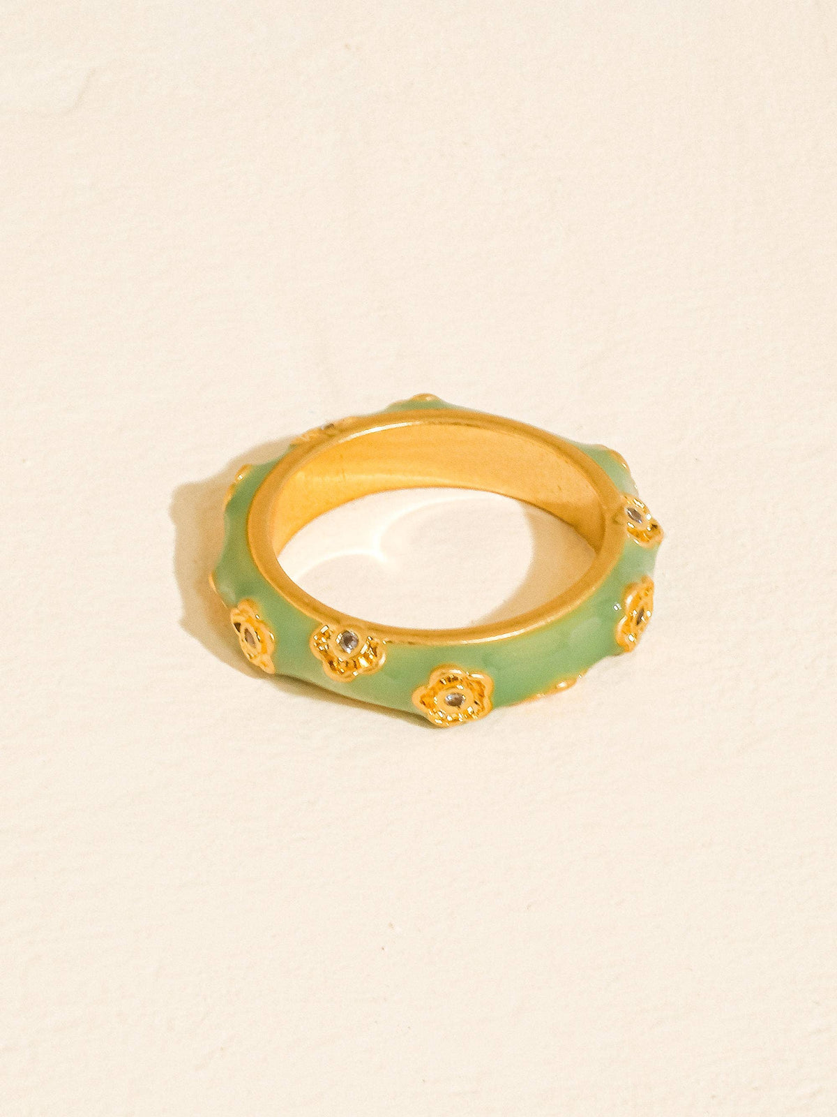 Esma Ring