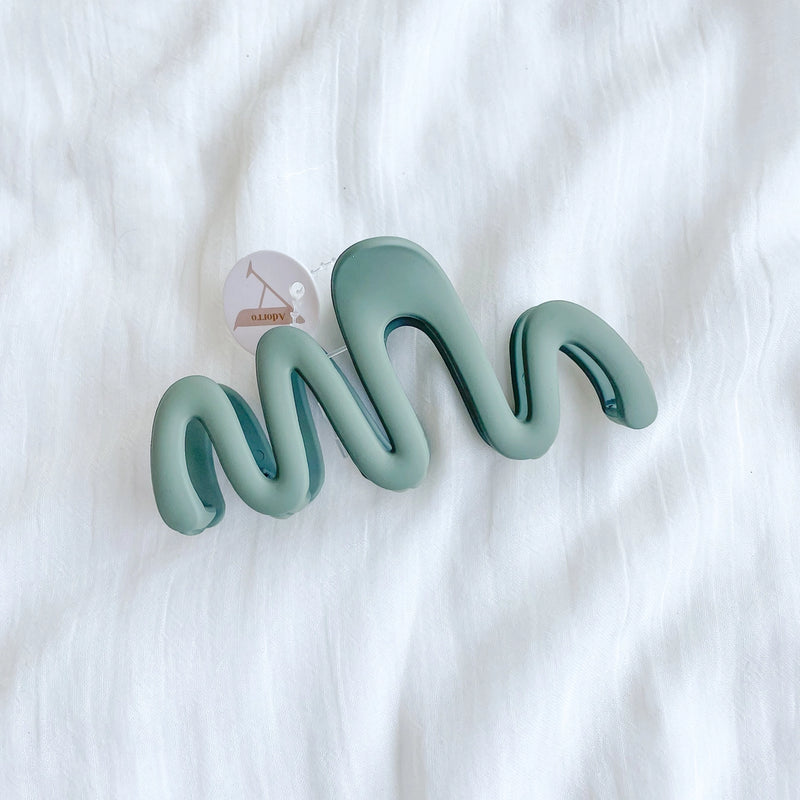 Willow Hair Clip - Proper