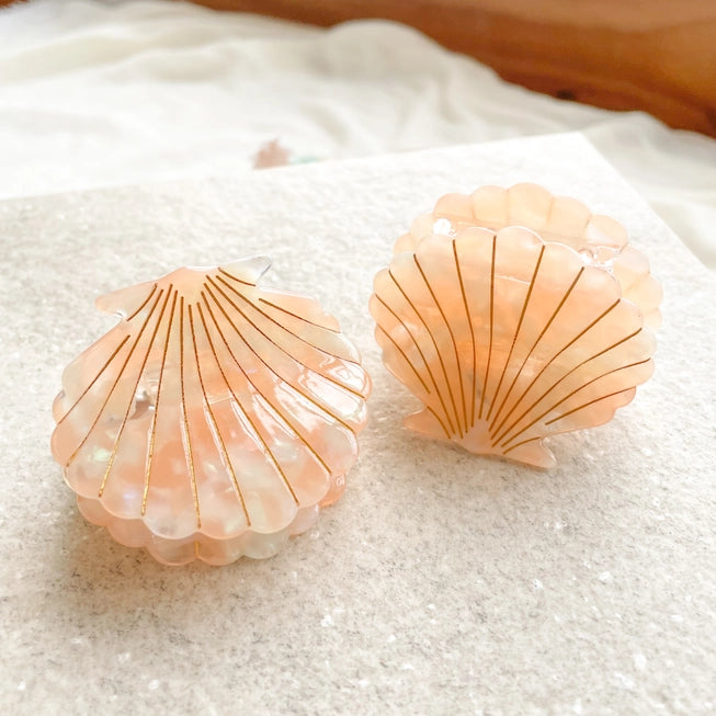 Oceane Medium Seashell Claw Clip - Proper