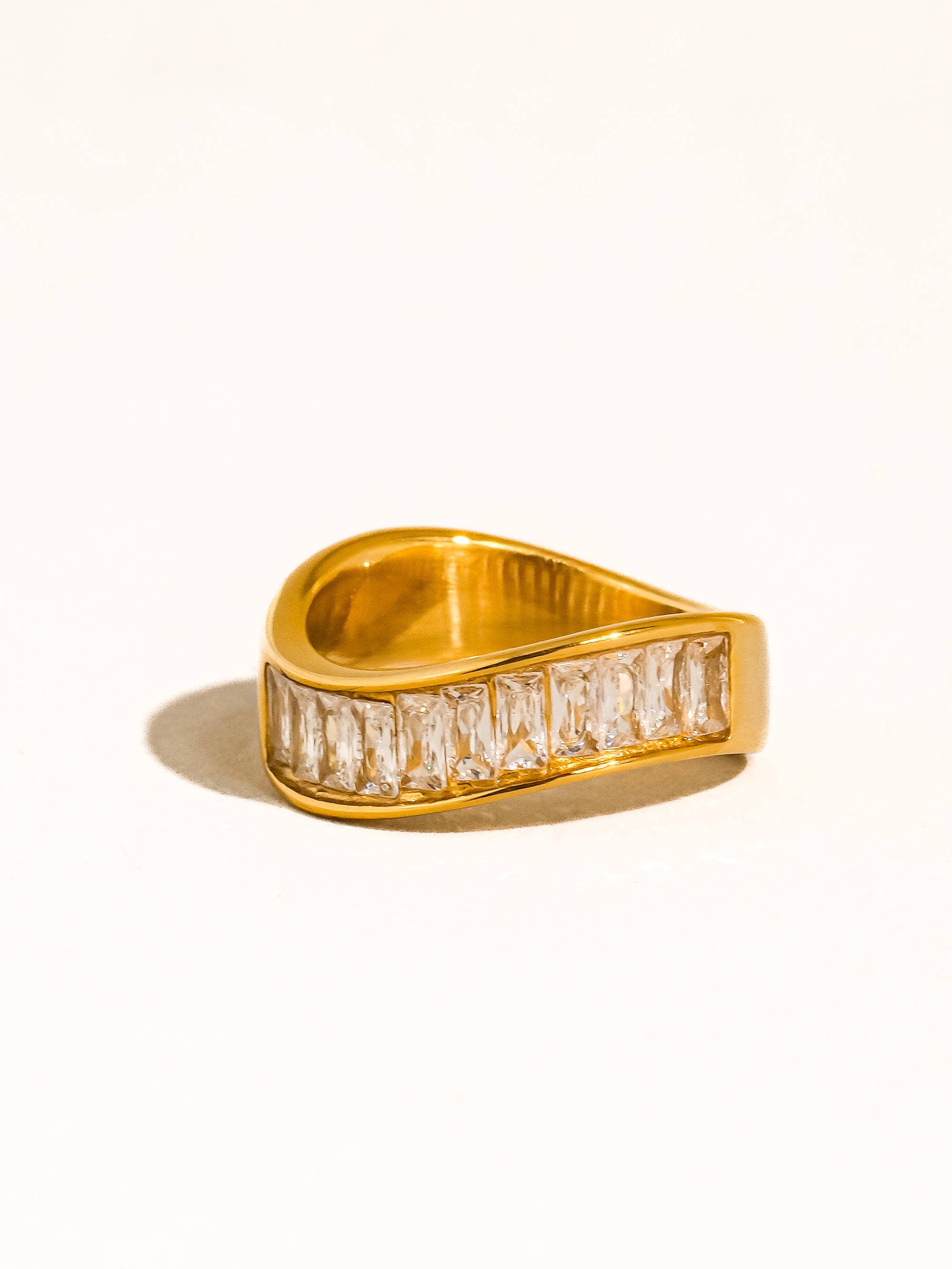 Calyxe Ring - Proper
