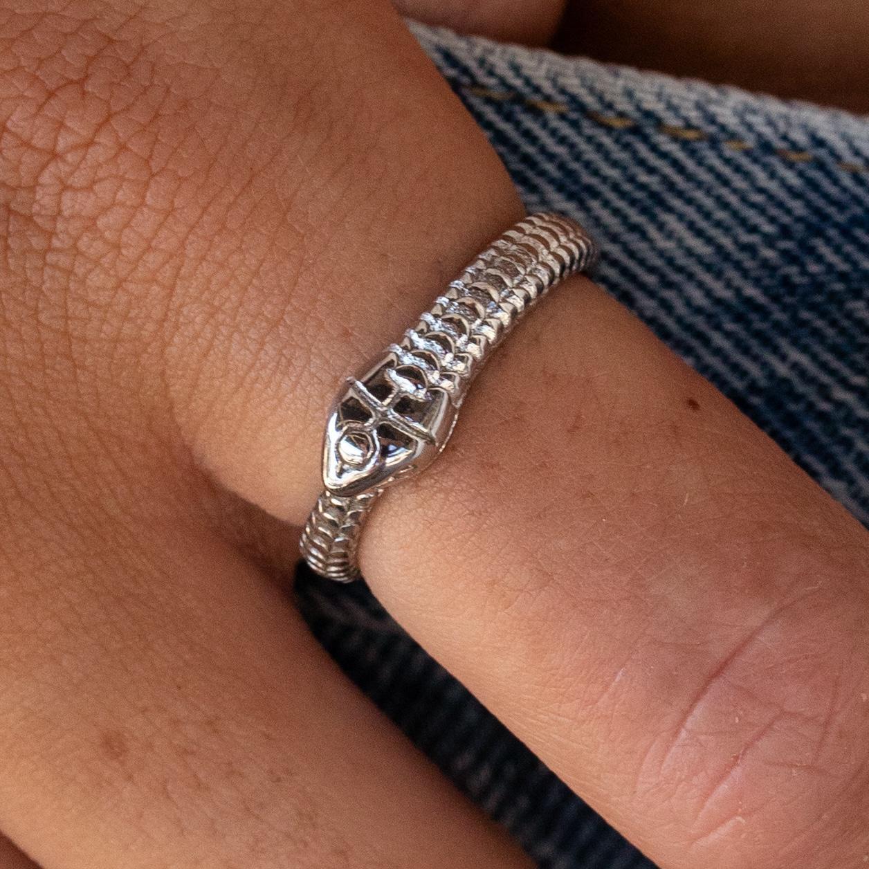Viper Ring - Proper