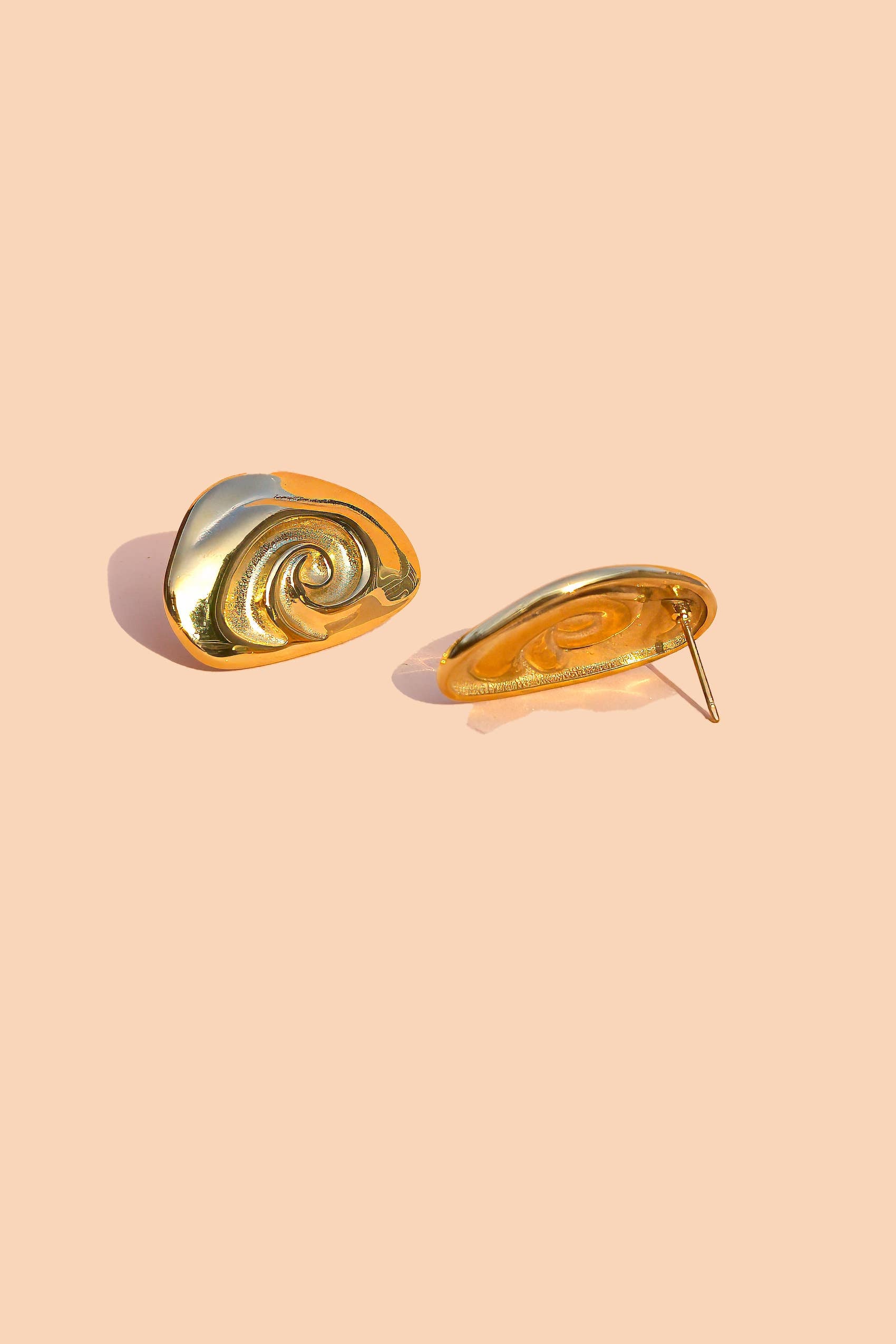 Wilson Swirl Studs - Proper