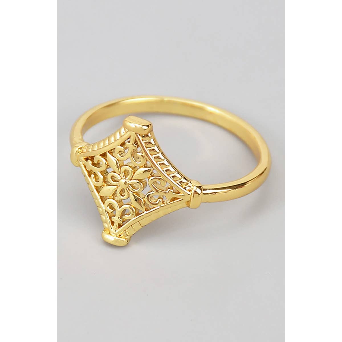 DIAMOND SHAPED FILIGREE CUTOUT BRASS RING - Proper
