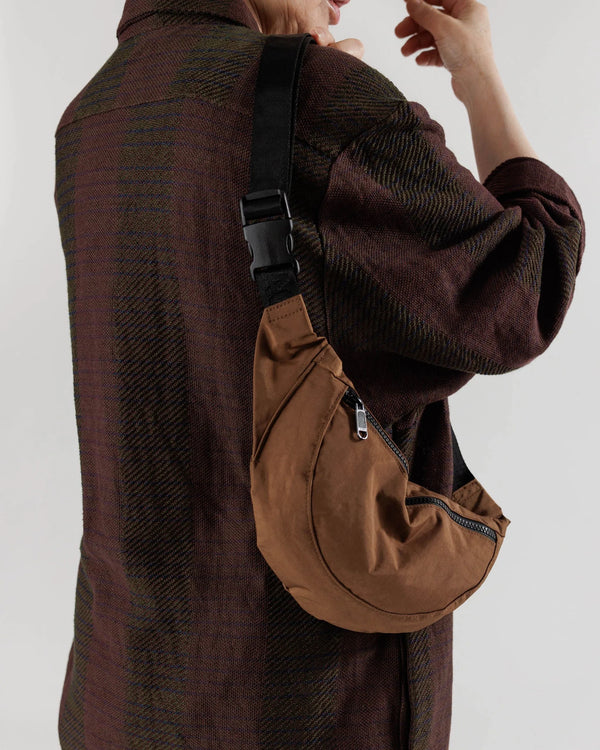 Baggu Crescent Fanny Pack - Brown - Proper