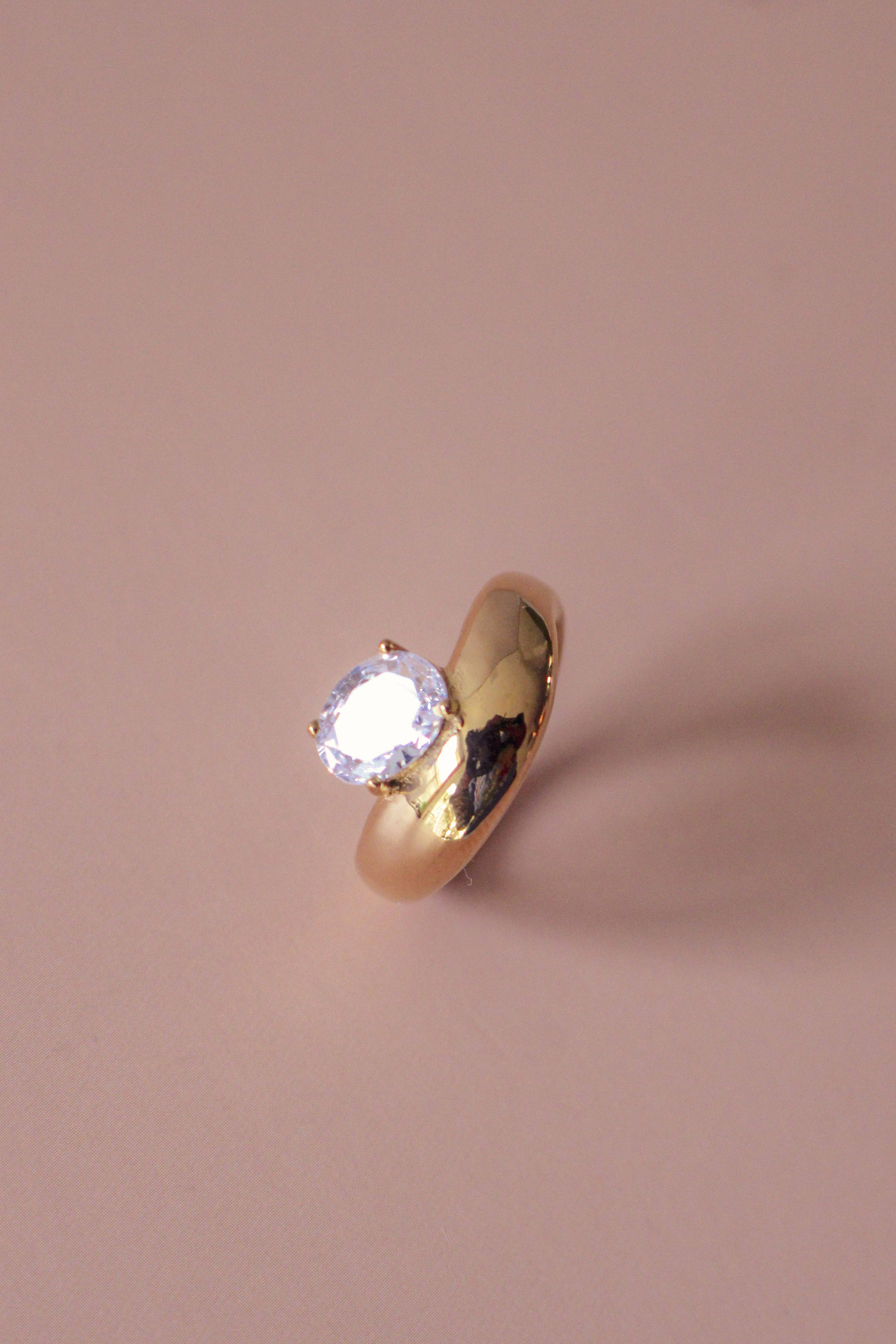 Laour Round Ring