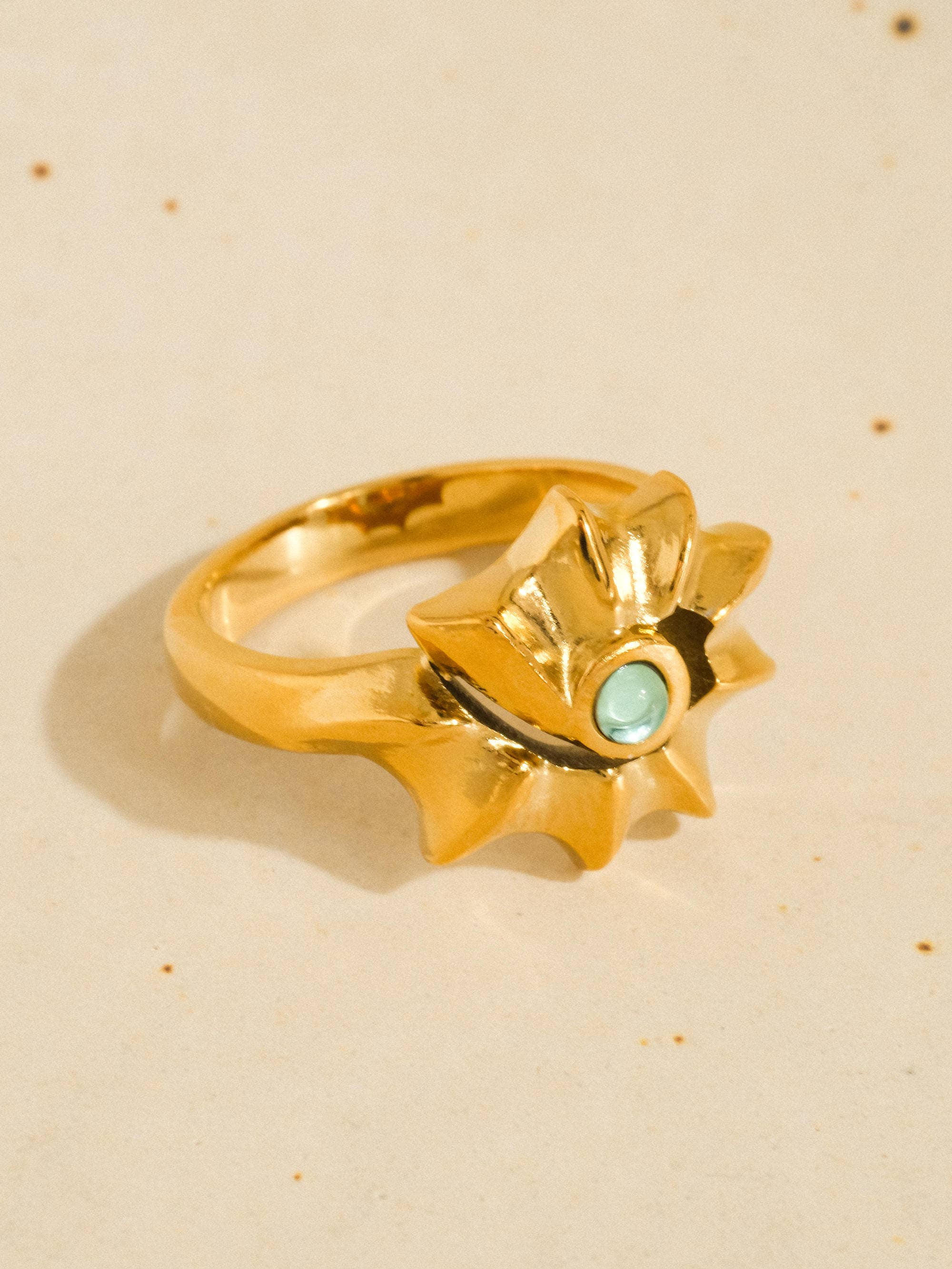Vino Seashell Ring