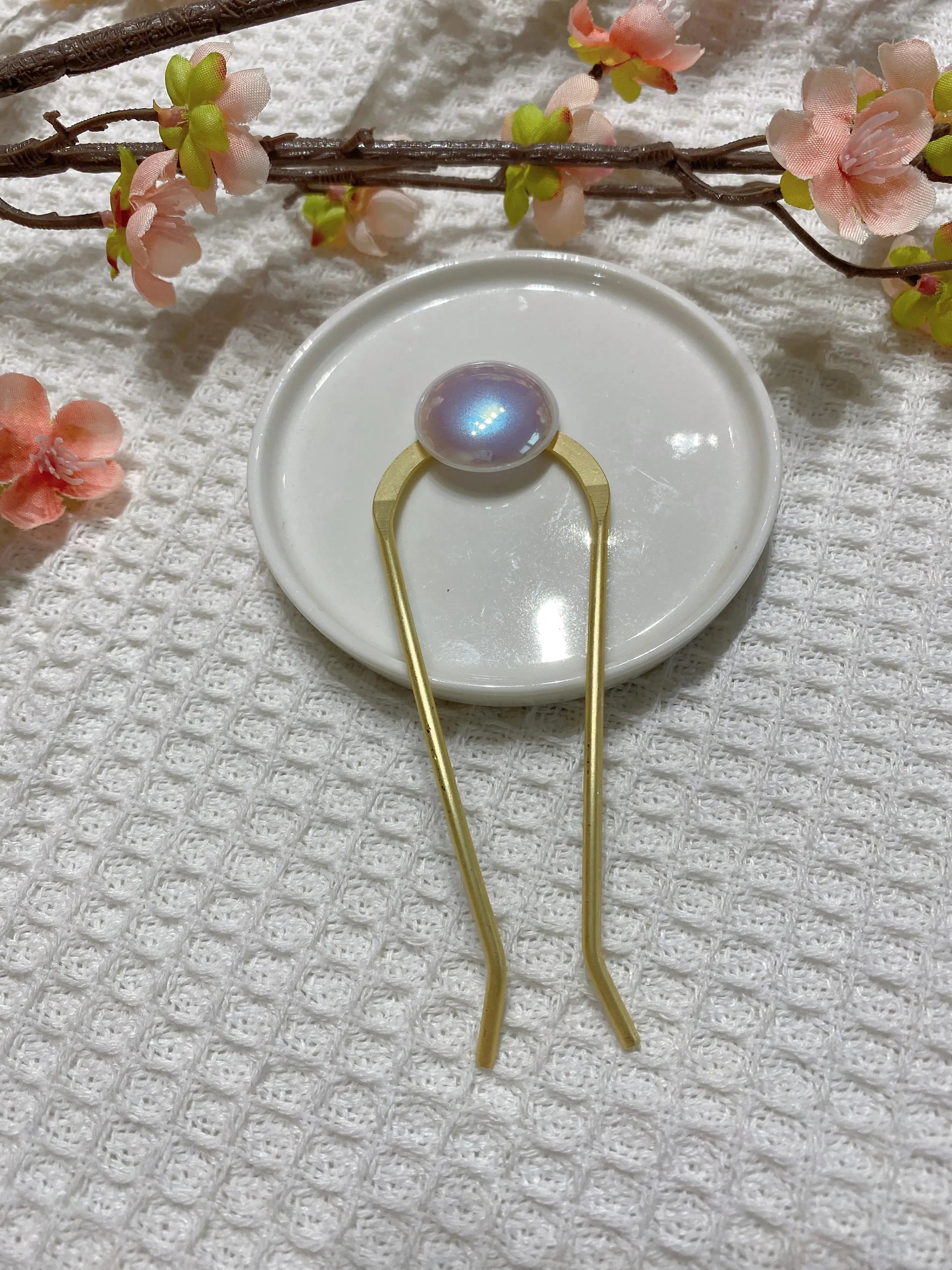 Single Pearl Hair Pin - Proper