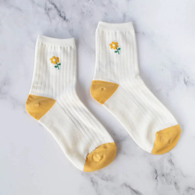 Simple Floral Socks - Proper