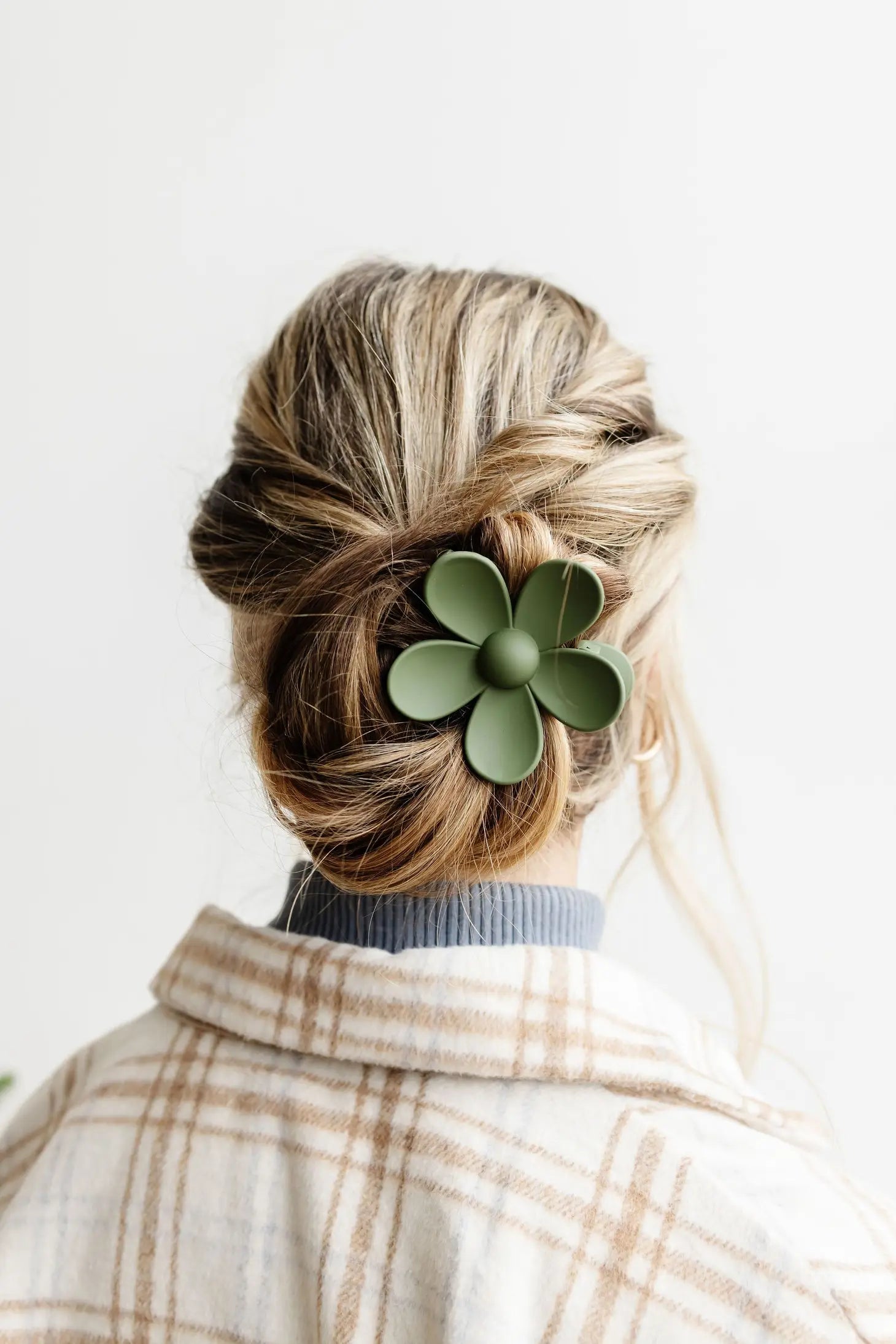 Flower Hair Clip - Proper