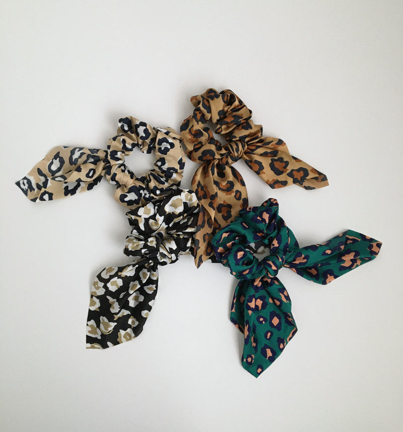 Contrast Leopard Scrunchie - Proper